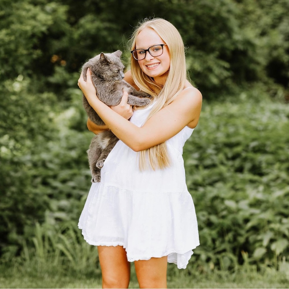Meet your Posher, Baylee